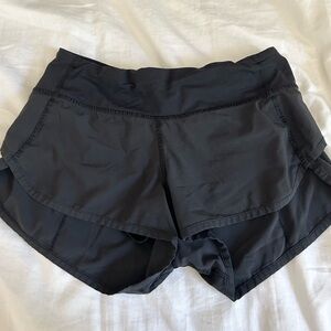 Lululemon Size 2 speed ups